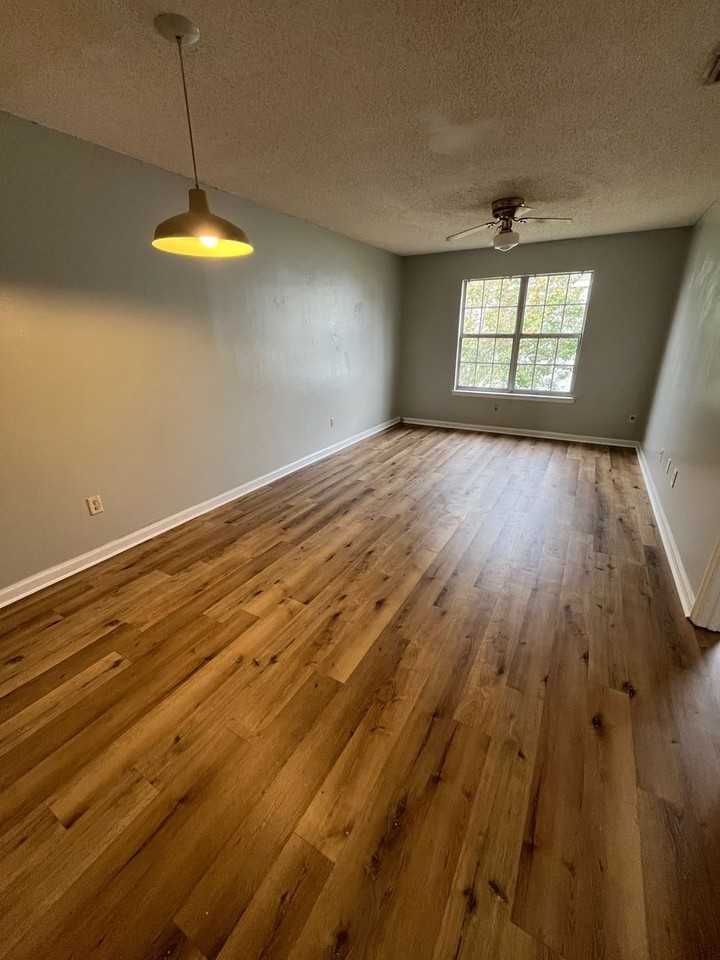 222 Lanier Dr #308 - Photo 2 of 6