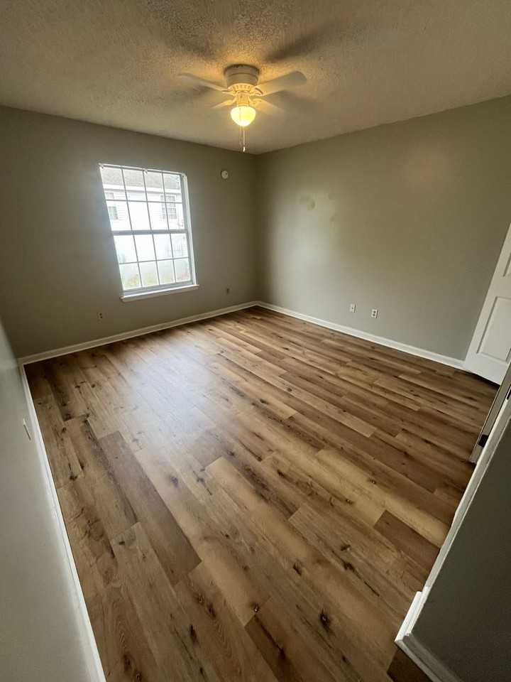 222 Lanier Dr #308 - Photo 3 of 6