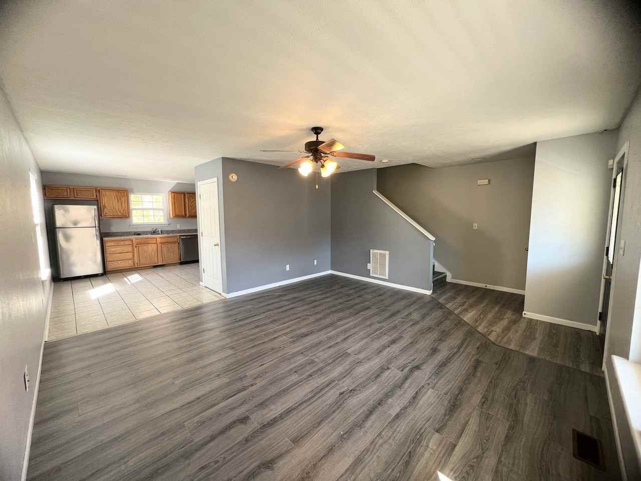100 Valley Way - Photo 2 of 15