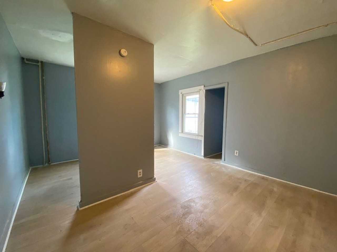 22 W COLLEGE AVE - Photo 3 of 7