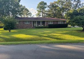 207 Louisiana Dr - Photo 1 of 1