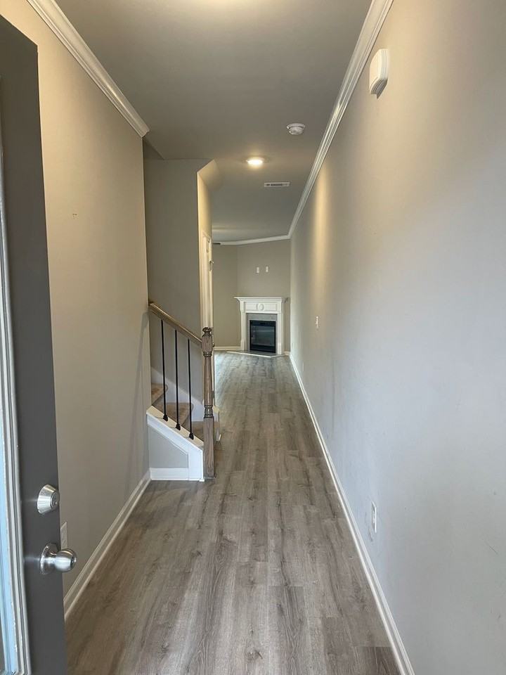 5156 Fox Den Rd - Photo 2 of 16