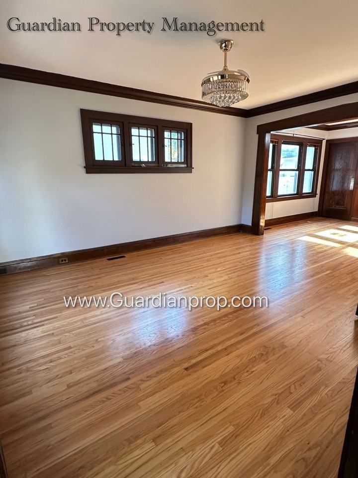 4012 24th Ave S - Photo 3 of 22