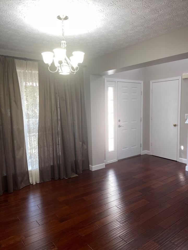 1086 Amherst Blvd - Photo 3 of 21