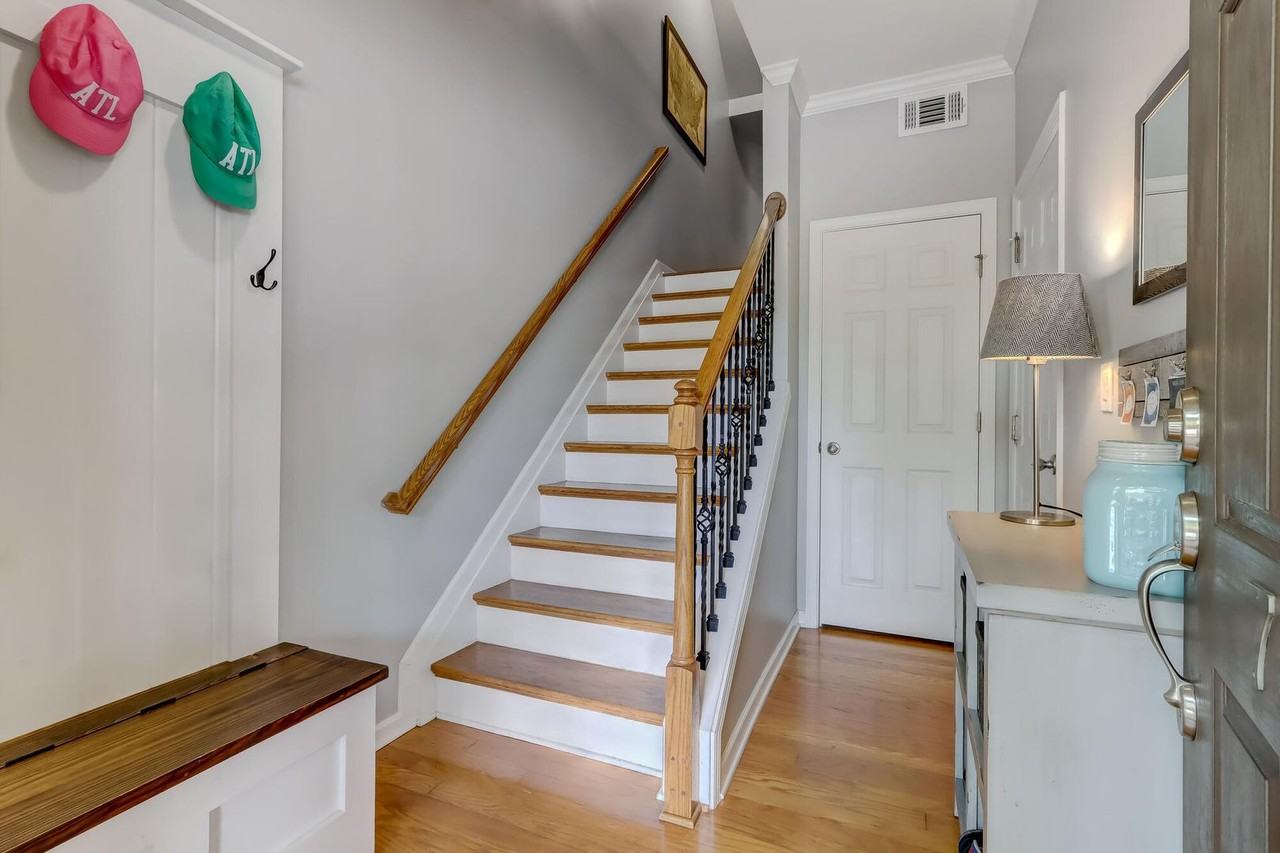 740 Province Place - Photo 4 of 36