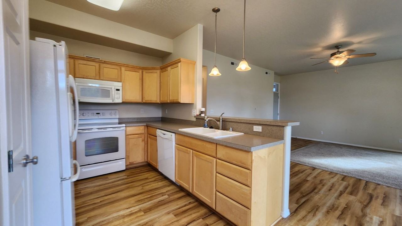 5102 Village View Way #1 - Photo 7 of 19