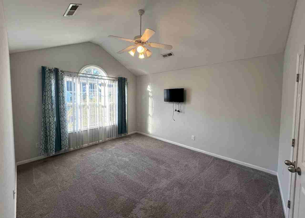 2272 Hartfield Cir - Photo 7 of 14