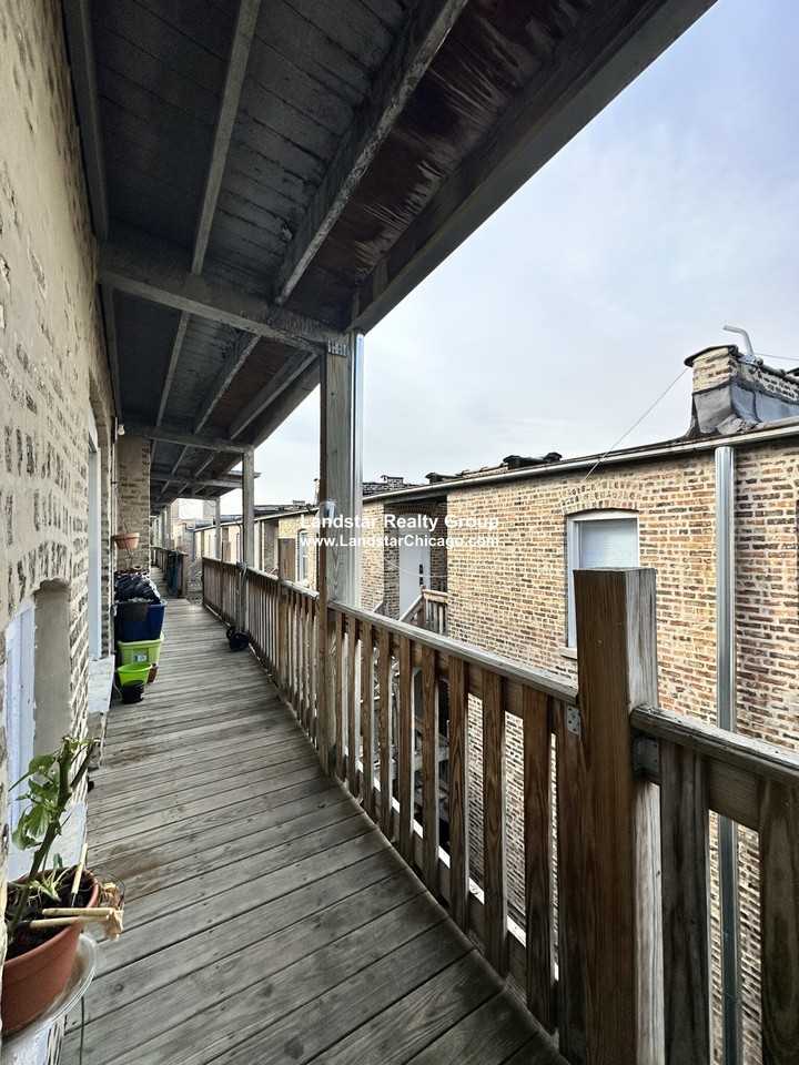 5662 N Ridge Ave #3A - Photo 3 of 18