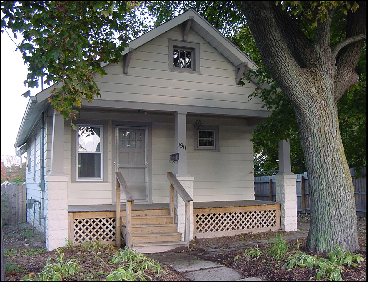 1911 Alpha St #NA - Photo 2 of 16