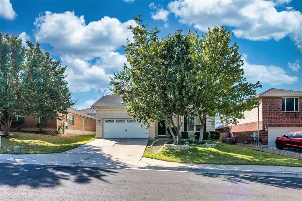 2306 Rock Ledge Dr - Photo 2 of 8