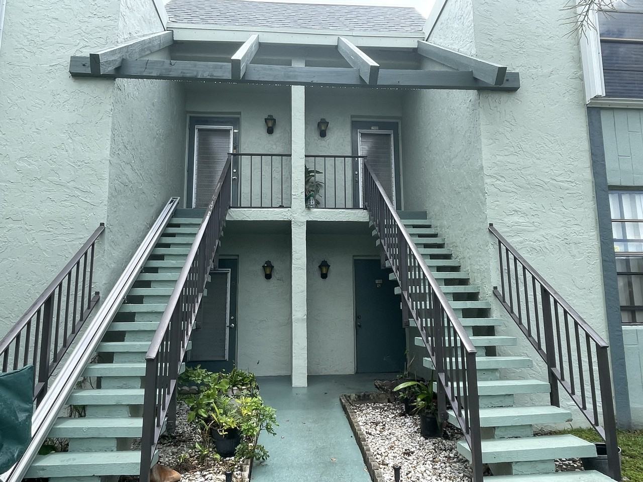 7396 Nw 18th St - Photo 3 of 21