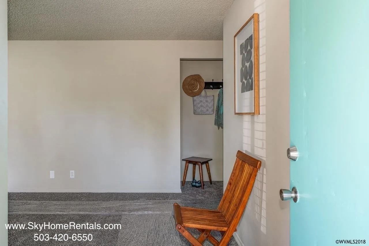 531 North 13th Street - Photo 4 of 30