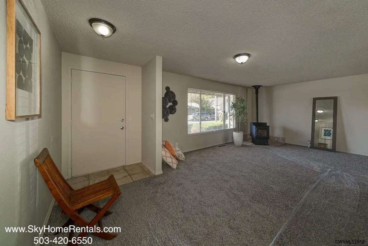 531 North 13th Street - Photo 5 of 30