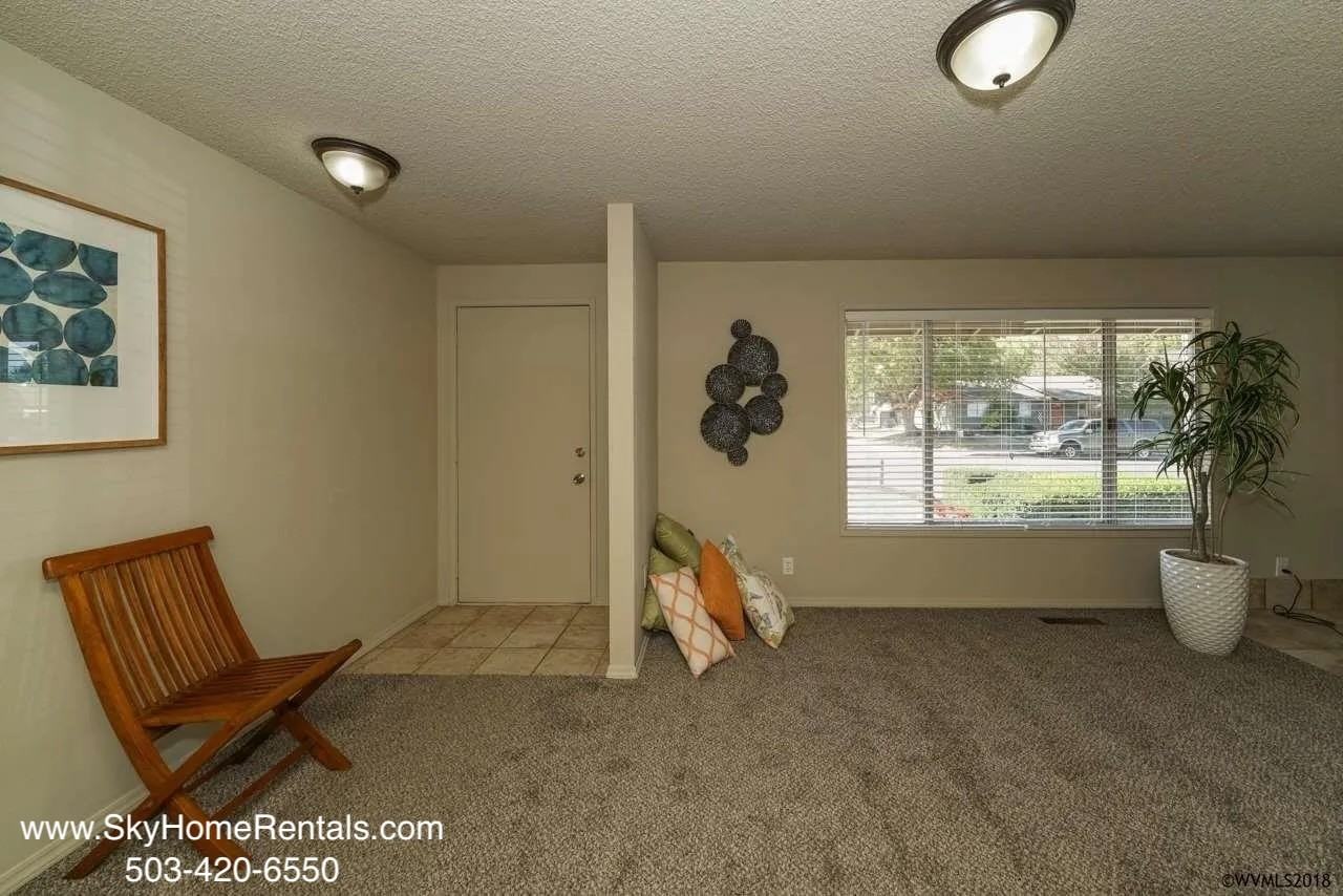 531 North 13th Street - Photo 6 of 30