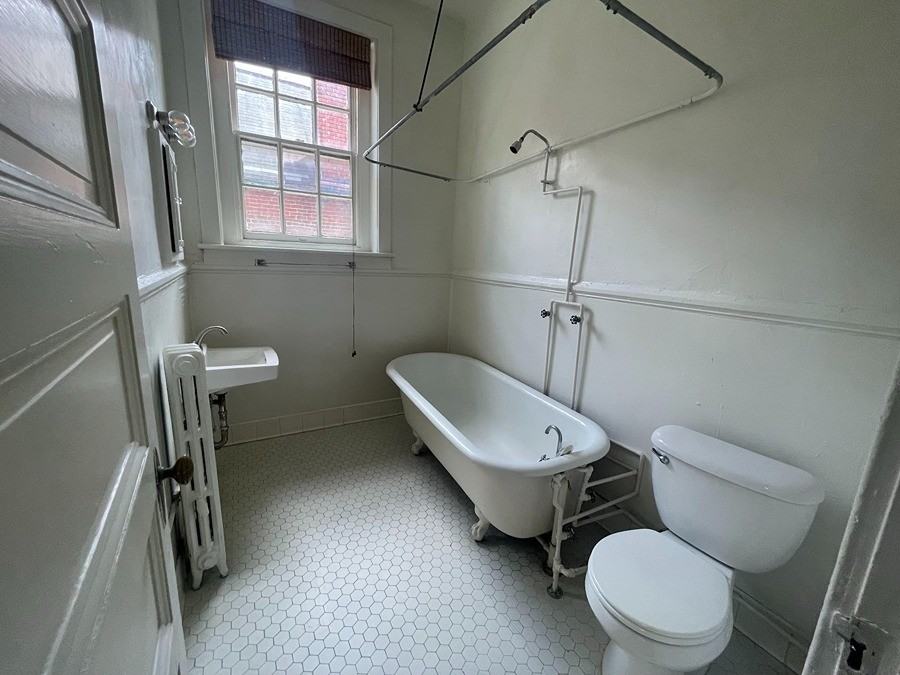 636 Redgate Avenue #2 - Photo 7 of 11