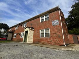 featured image of 805 East 27th Street