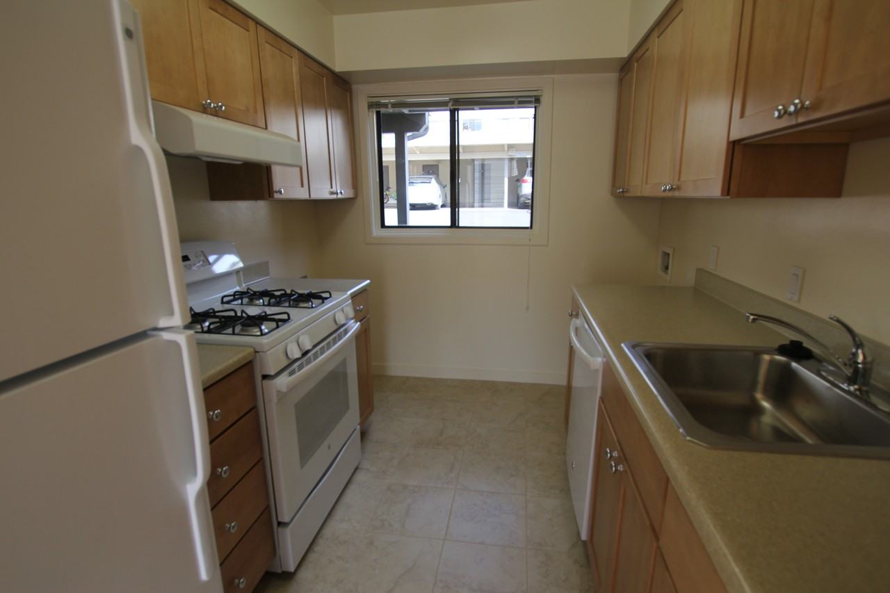 1532 Pershing Drive #C - Photo 3 of 8