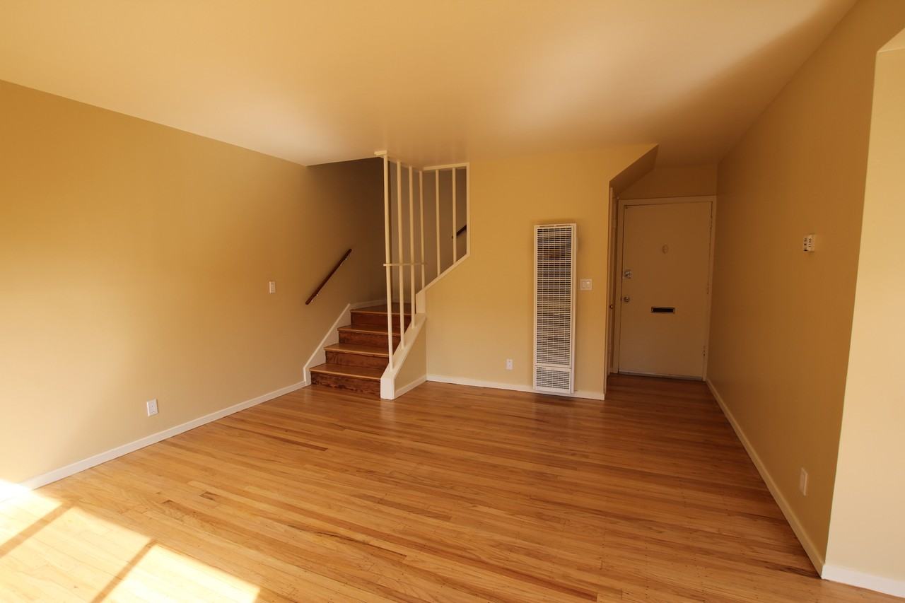 1532 Pershing Drive #C - Photo 4 of 8