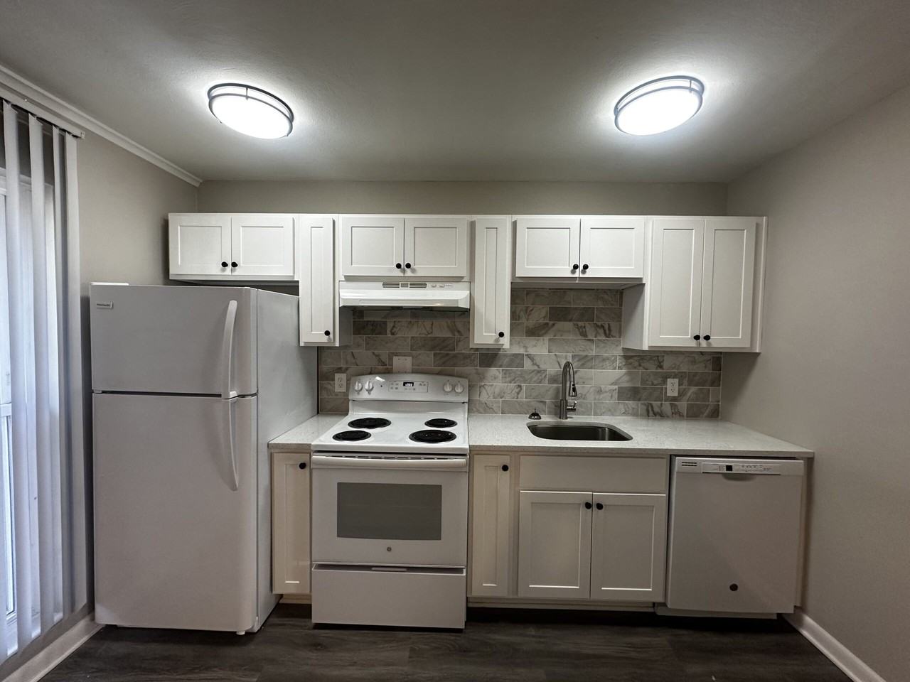 9620 Mason Creek Road - Photo 2 of 7