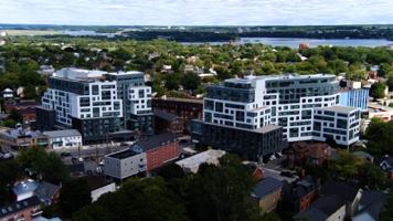 featured image of 333 University Ave