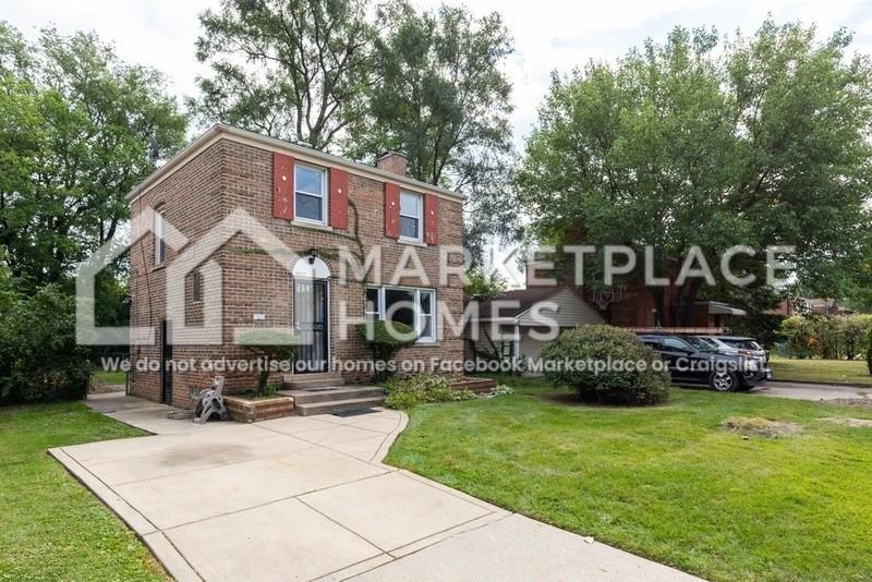 9853 S Bensley Ave - Photo 3 of 33