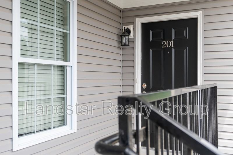 7313 Tiger Way #202 - Photo 2 of 32