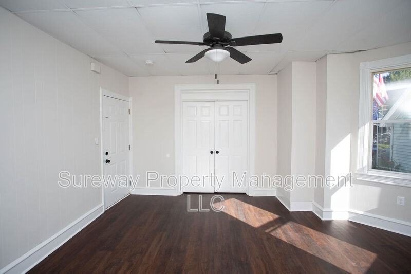 224 Rutland Ave #1 - Photo 6 of 38