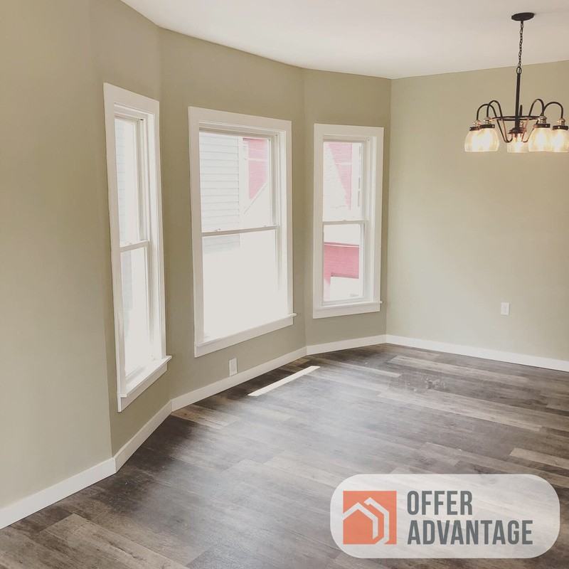 162 Harvard Pl - Photo 3 of 8