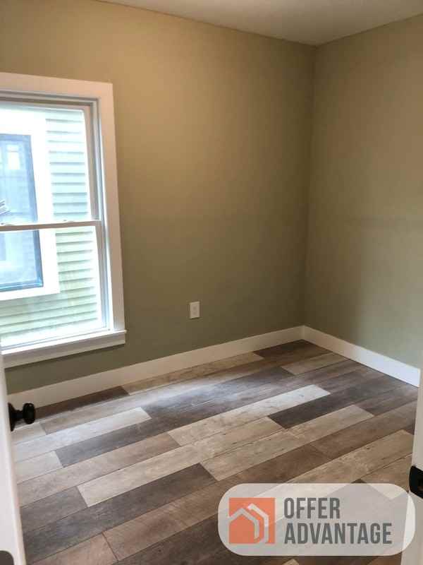 162 Harvard Pl - Photo 6 of 8