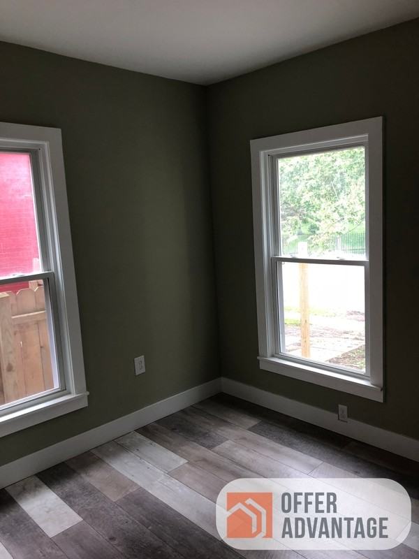 162 Harvard Pl - Photo 7 of 8