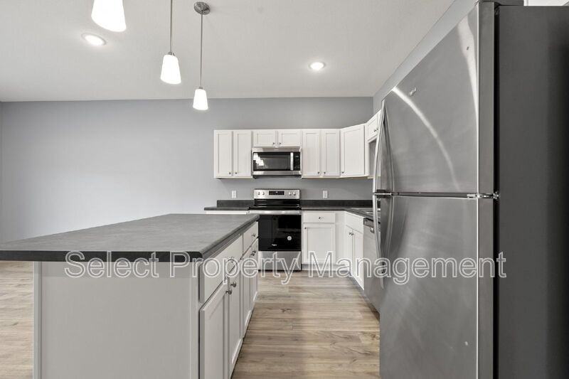 7071 Homestead Rd - Photo 2 of 43