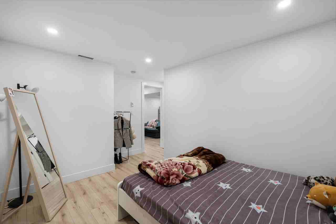 Marine Dr & Byrnepark Dr #6160 - Photo 3 of 8