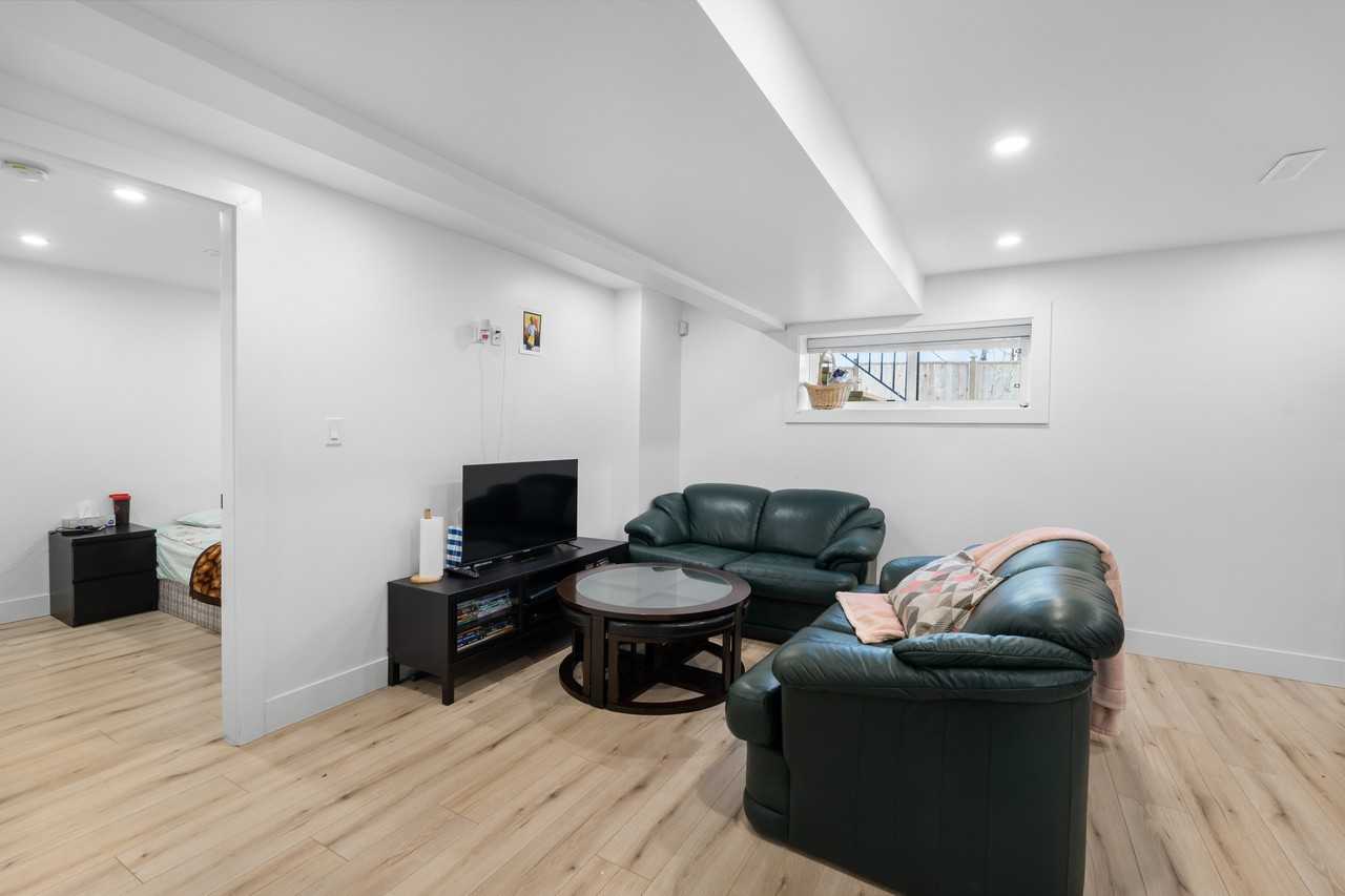 Marine Dr & Byrnepark Dr #6160 - Photo 2 of 8