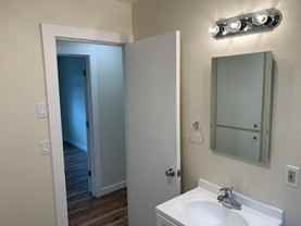 C2402 - Maple Court Apartments - Photo 1 of 1