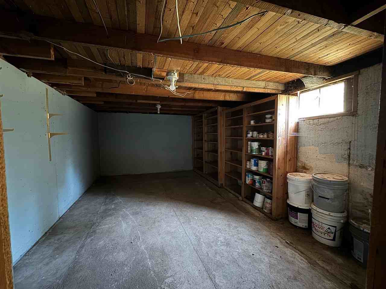 1008 Lake Ave - Photo 4 of 8