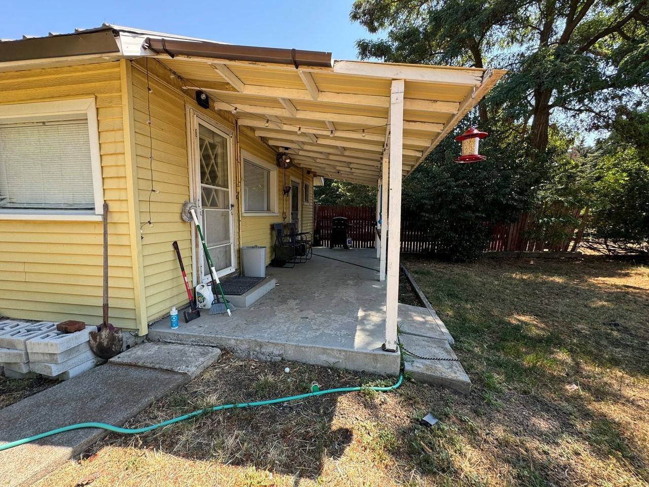 1008 Lake Ave - Photo 7 of 8