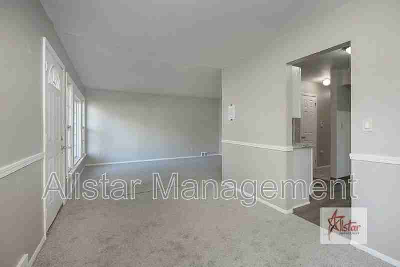 8958 Woodridge Ln - Photo 5 of 31