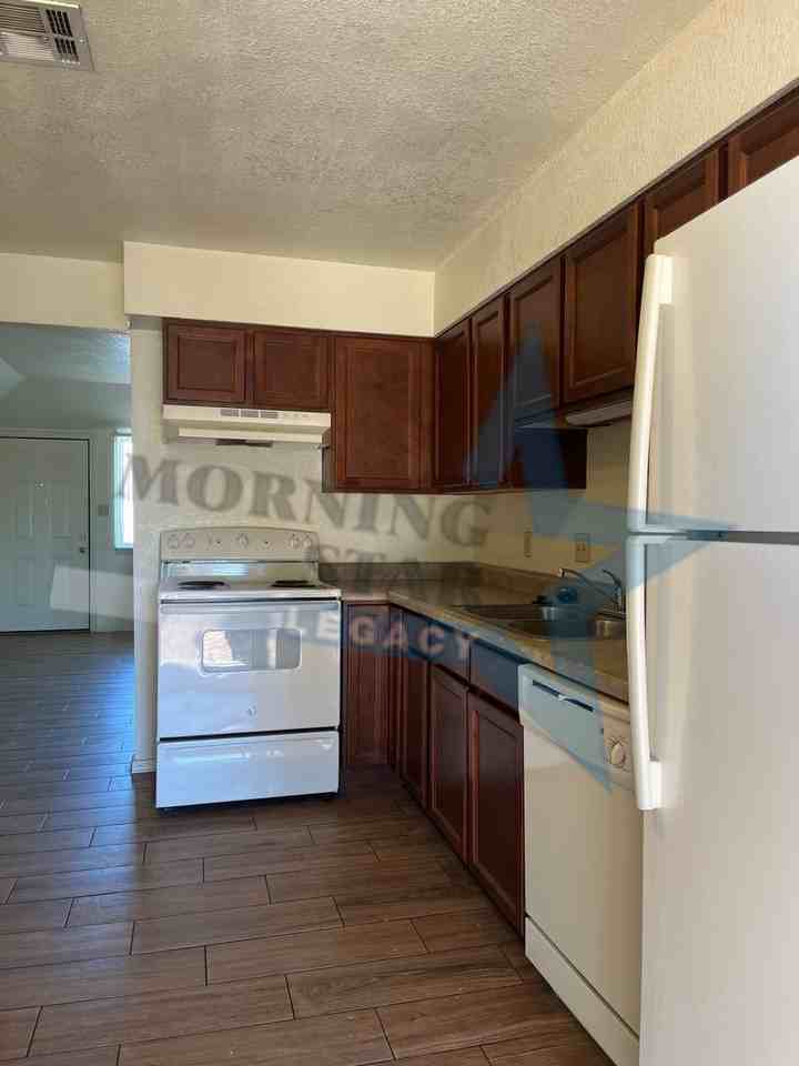 1832 S Triviz Dr - Photo 6 of 15