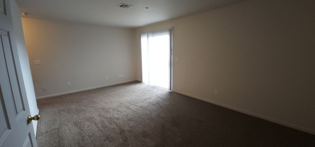 Sunny Lane 805 - Photo 2 of 5