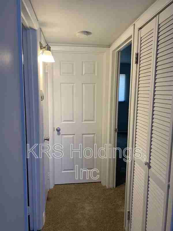 1239 Nelson St #A - Photo 5 of 12