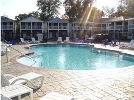 featured image of 415 Hargrove Rd E