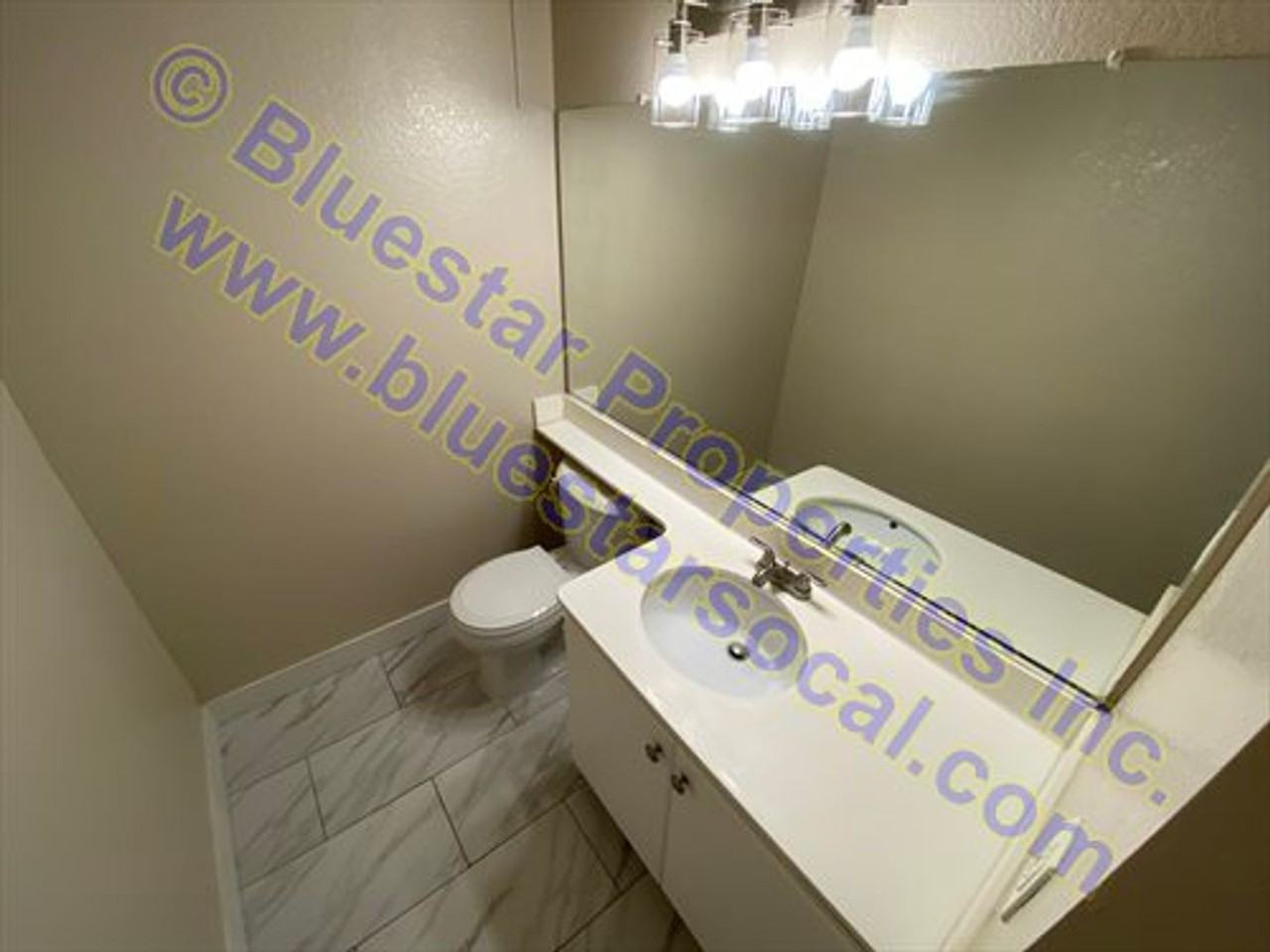 10840 Floral St - Photo 4 of 17