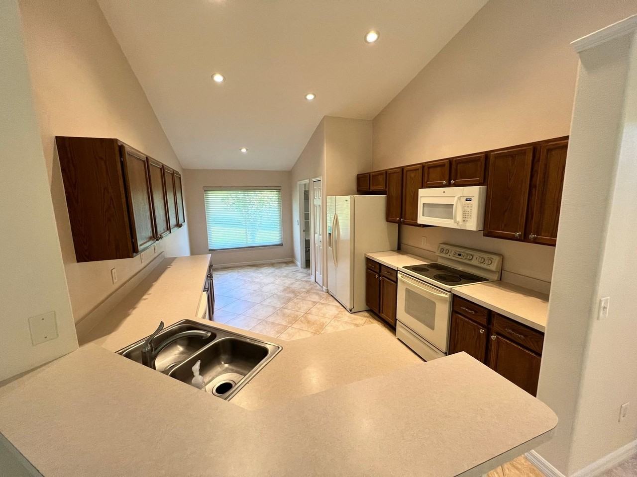 12501 Winfield Scott Blvd - Photo 3 of 38