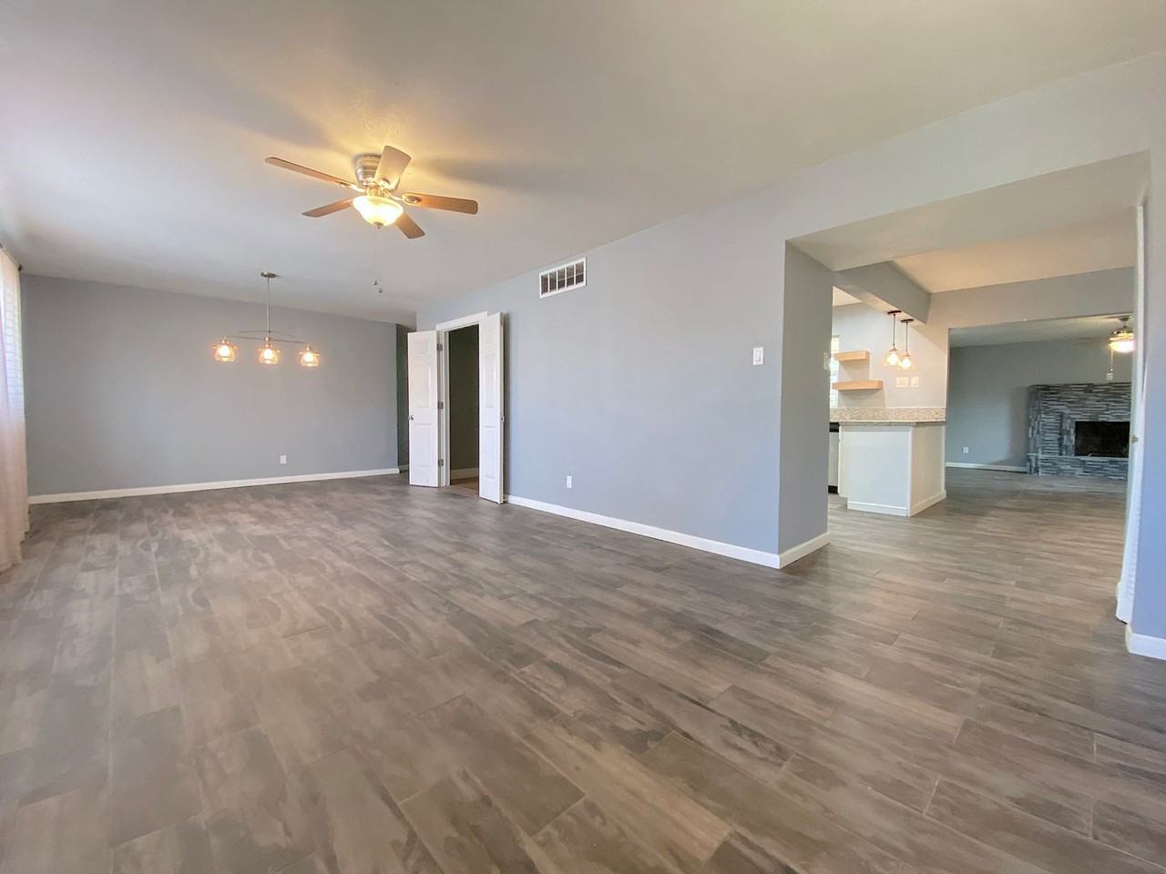 4424 Eleanor Way - Photo 3 of 27