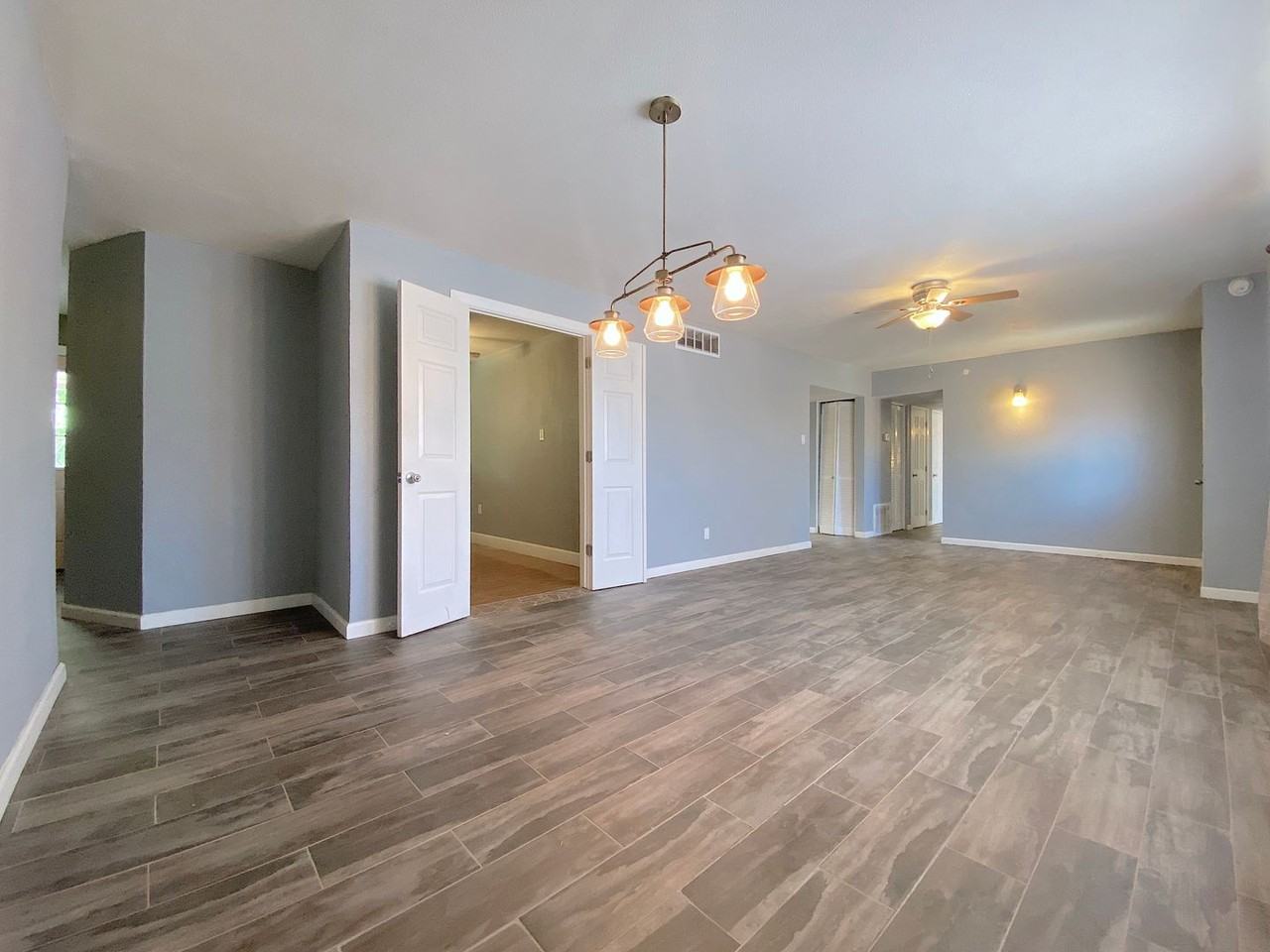 4424 Eleanor Way - Photo 5 of 28
