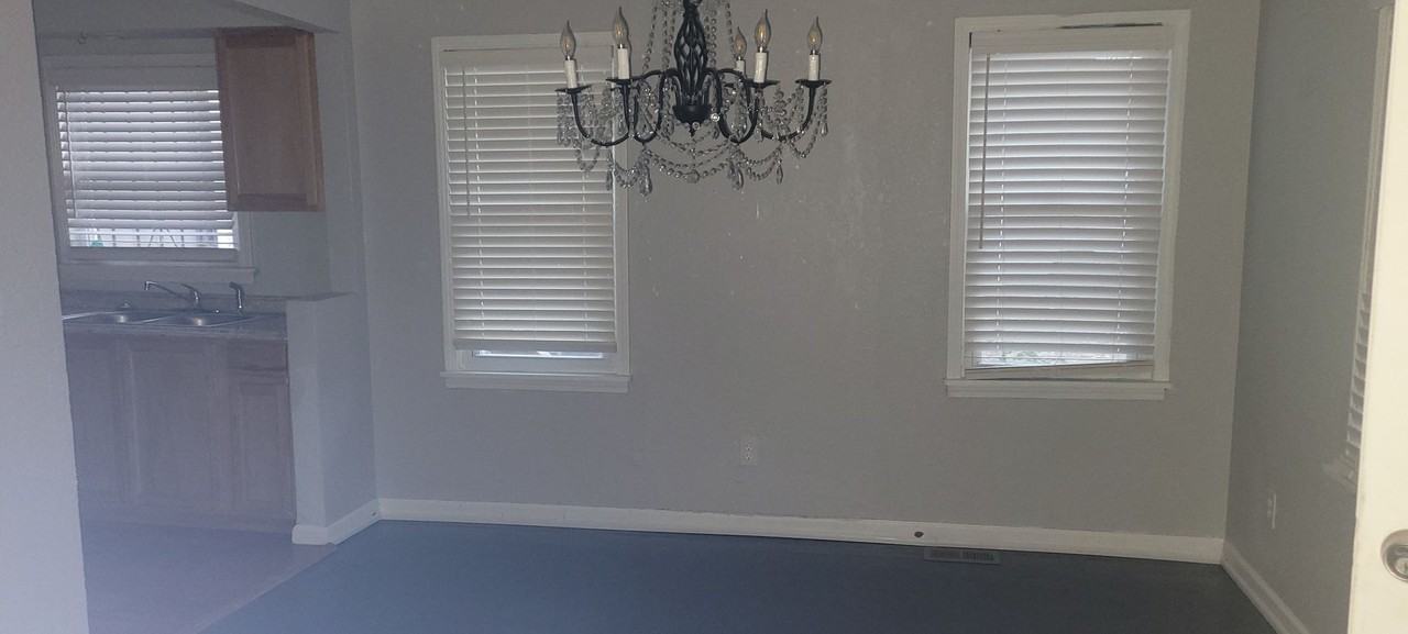 3525 Monroe Ave - Photo 3 of 7