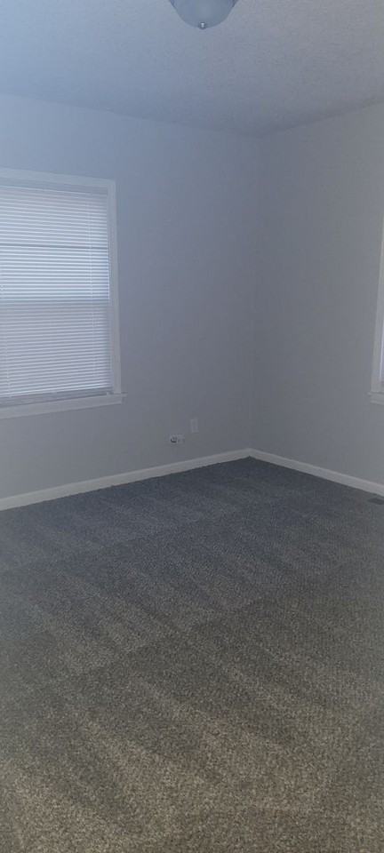 3525 Monroe Ave - Photo 5 of 7