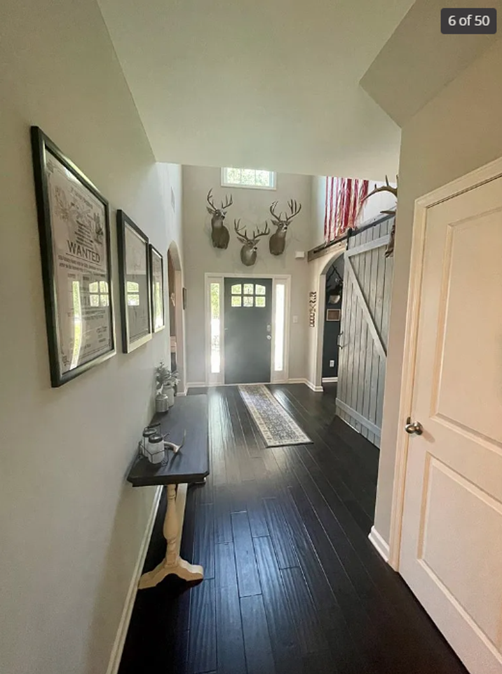 133 Dunley Ct - Photo 2 of 40