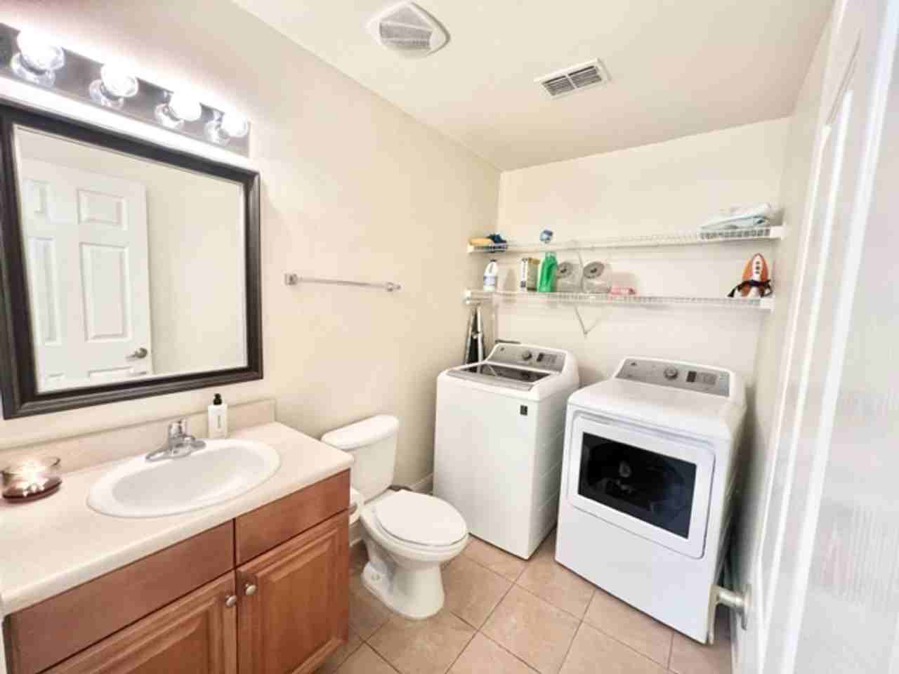 703 Majestic Dr - Photo 2 of 21