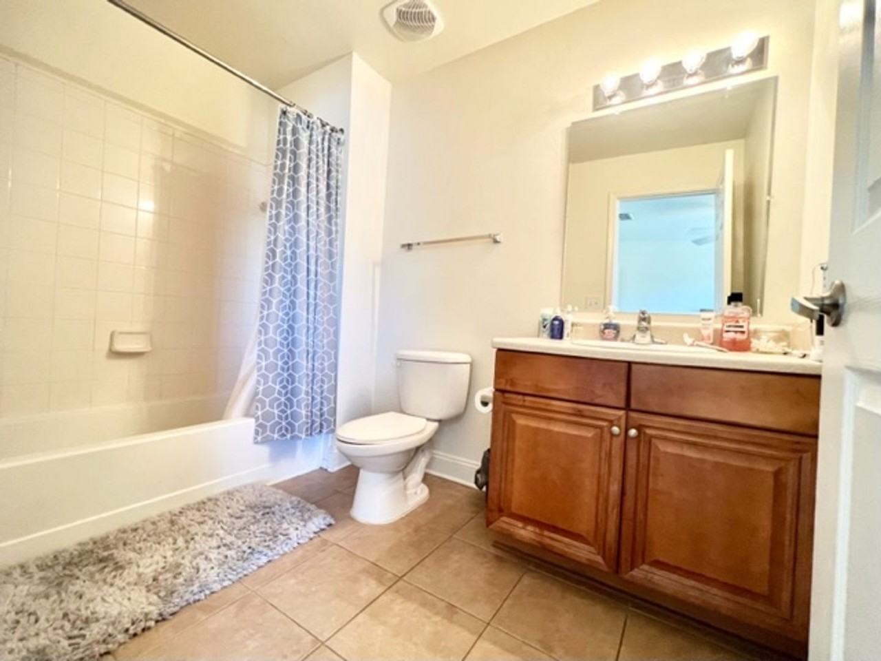 703 Majestic Dr - Photo 3 of 21